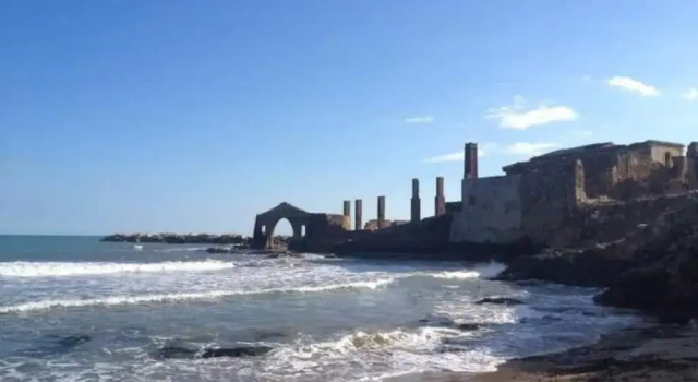 Апартаменты Attic Tonnara 1st Floor sea View - 20 Meters From the sea