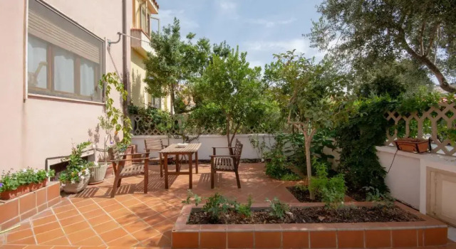Welcomely - Casa Lisa, Prenota Hotel Hotel a Barbagia con piscina, Piscina