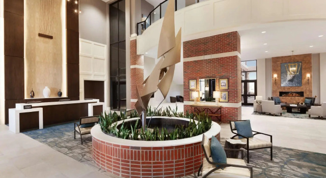 Люкс Embassy Suites By Hilton Wilmington Riverfront