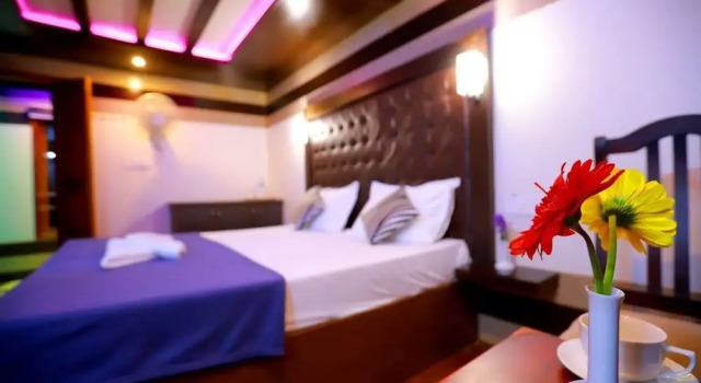 Номер Deluxe Mass Holidays Houseboat