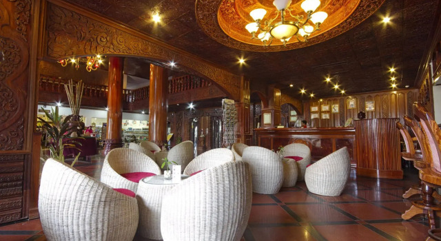 Majestic Oriental Hotel