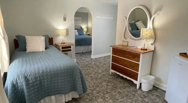 Семейный номер Standard с видом на сад Harbourview Inn