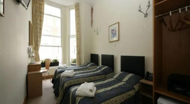 Номер Standard Brit Hotels Earls Court