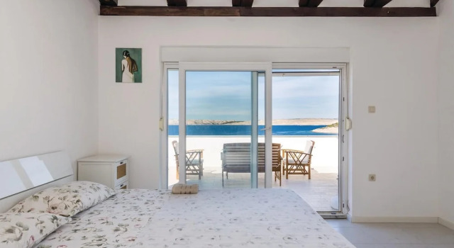 Beautiful apartment in Jablanac w/ 2 Bedrooms, Rezerwuj Apartament  