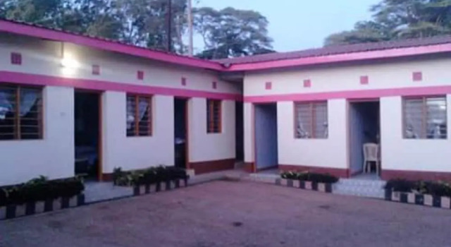 Elim Christian Guest House, Rezervovat Penzión Kalundu Eastern Province
