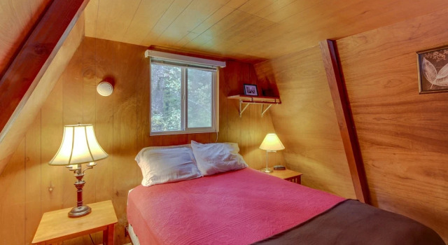 Alpine Chalet 6 Half Loft, Rezerwuj Chalet Otter Rock Oregon Coast