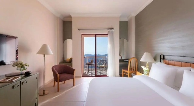 Двухместный люкс Grand Mercure Petra