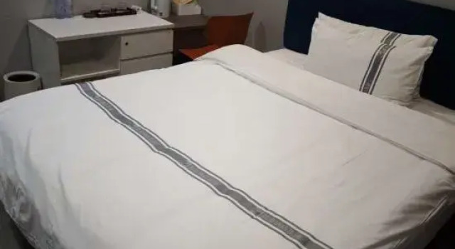 Люкс Business ShangHai Rainbow Hotel (Shanghai Hongqiao International Airport Branch)