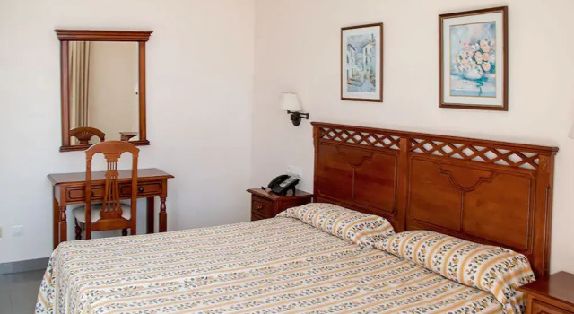 Apartamentos Nerja Bahia, Забронировать Апартаменты/квартира Апартаменты Нерха, рядом с Церковь Эль-Сальвадор, Апартаменты/квартира