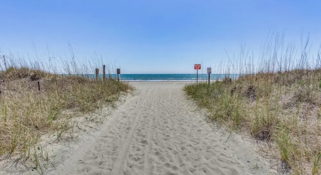 Апартаменты Steps to Sand: Remodeled North Myrtle Beach Condo!