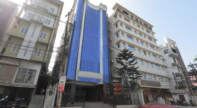 Capital O 78695 Ambarish Grand Residency