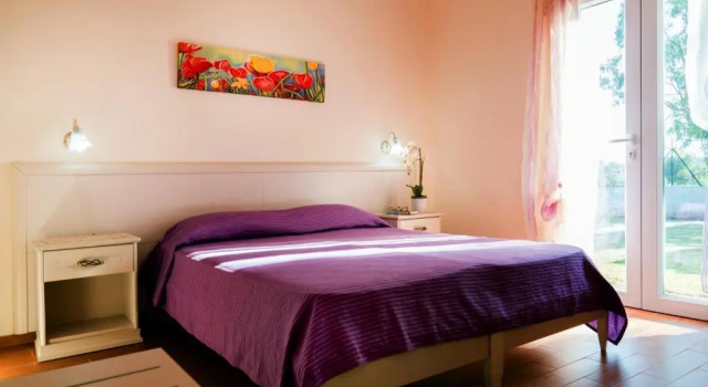 Aura Solis B&B, Book Bed and Breakfast Hoteller i Castrignano del Capo med pool, Swimmingpool