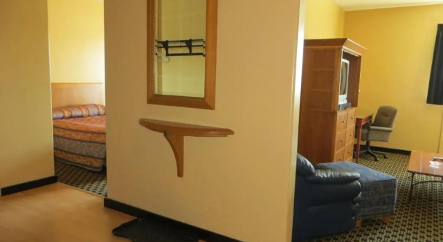 Люкс Standard Athabasca Valley Inn & Suites
