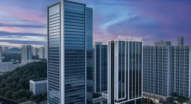 Country Inn & Suites by Radisson Guiyang North Station Guanshanhu District