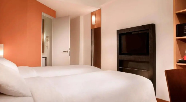 Standard Doppel Zimmer Ibis Bandung Trans Studio