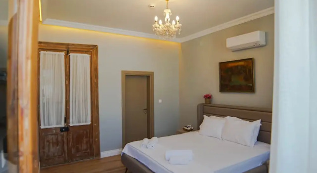 No 71 Butik Otel, Забронировать Отель Отели Урла с парковкой, Парковка