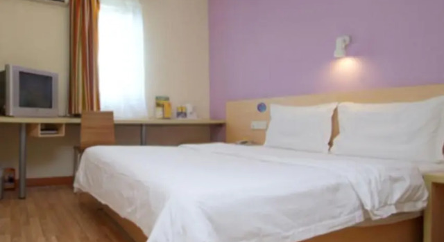 Номер Standard 7 Days Inn Guangzhou Kecun Metro Branch