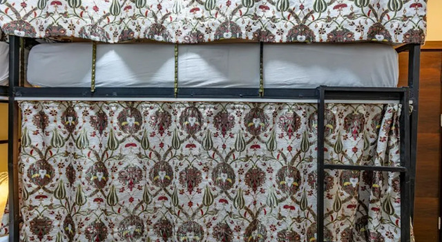 Кровать в общем номере Stanpoli Hostel
