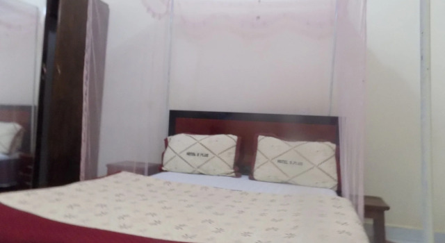Hotel B Plus