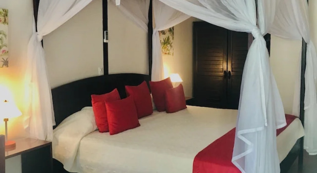 Бунгало Superior Hotel El Encanto