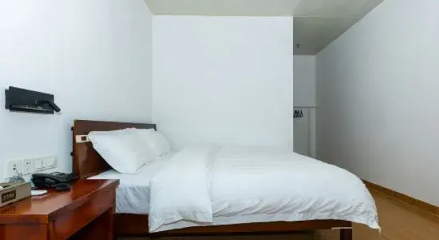 Трёхместный люкс Rencai Hotel (Nan'ao)