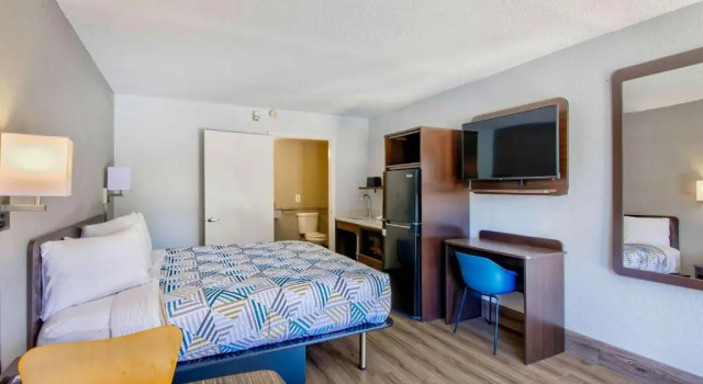 Двухместный номер Standard Studio 6 Birmingham, AL - Medical Center - Inverness Hwy 280