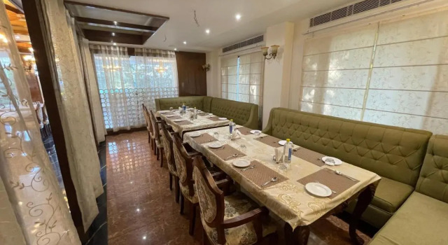 Hotel Daffodils Inn, Rezervovat Hotel Déhrádún Uttarakhand