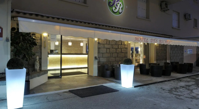 Hotel Des Roches, Varaa Hotelli Sartene 