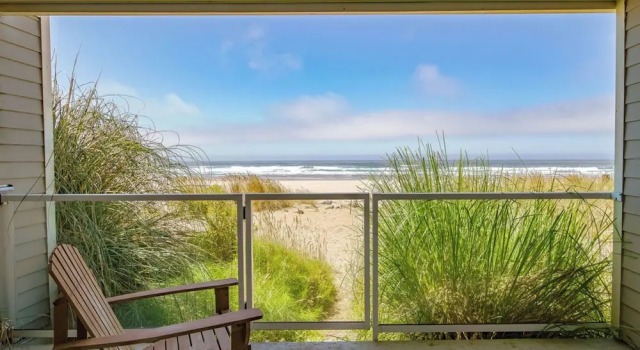 Коттедж Moonlight by Avantstay Modern Home w/ Views & Direct Access to Rockaway Beach