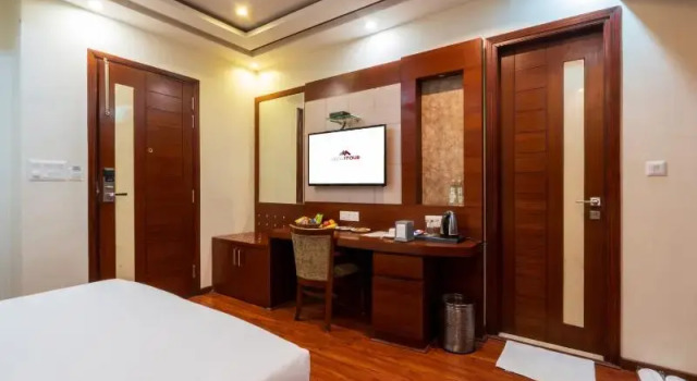 Двухместный номер Deluxe Grand FFOUR near Nehru Place, Delhi