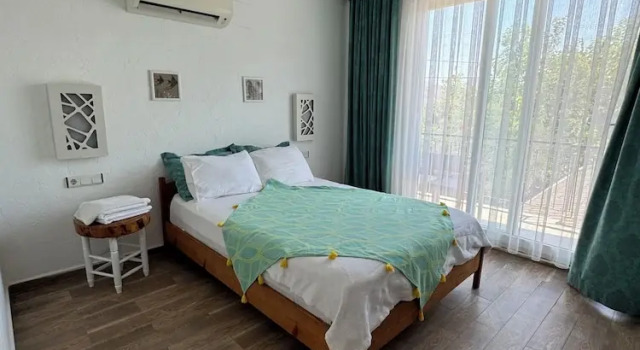 Двухместный номер Standard с балконом Ceneviz Hotel