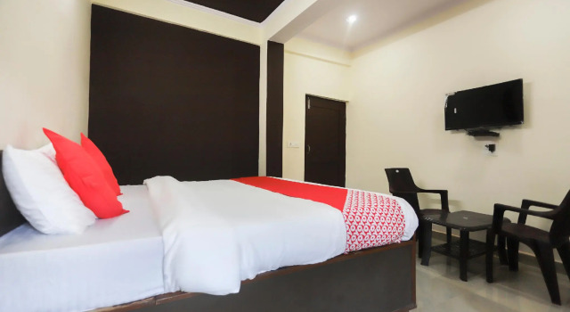 OYO 67358 Hot Spring Hotel And Restaurant, Забронировать Отель Отели штата Химачал-Прадеш с завтраком, Завтраки