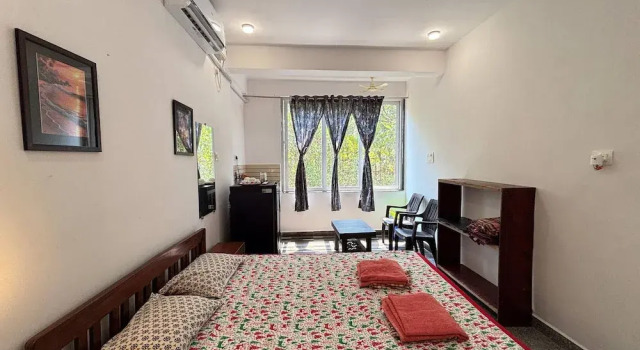 Studio Arambol Hideaway R4 by Mukund Sadan Arambol, Prenota Affittacamere Arambol 