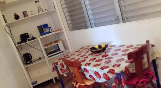 Appartement d'une chambre a Pointe Noire a 10 m de la plage avec vue sur la mer terrasse et wifi