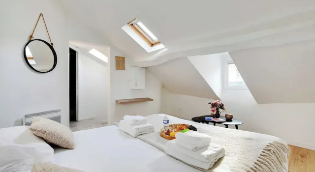 Cosy Duplex - 2p/1bd - in the Heart of the Marais, Забронировать Апарт-отель Апарт-отели Парижа, рядом с Federico García Lorca Garden, Апарт-отель