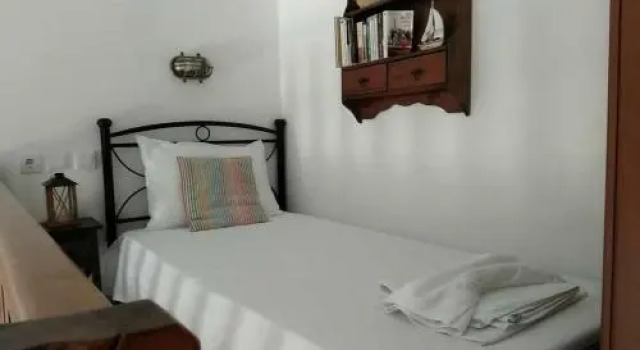 Stellas Home, Забронировать Отель Куфонисия Киклады, рядом с Церковь Святого Георга