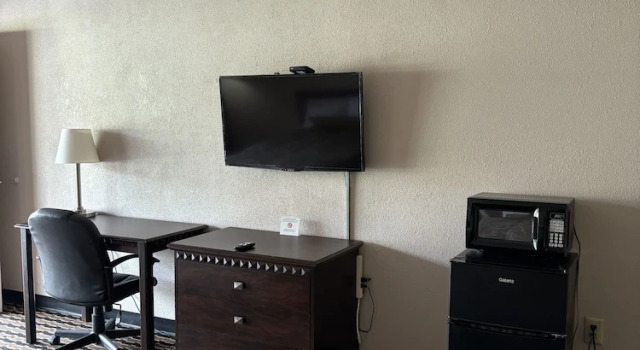 Четырёхместный номер Standard Washington Burgess Inn