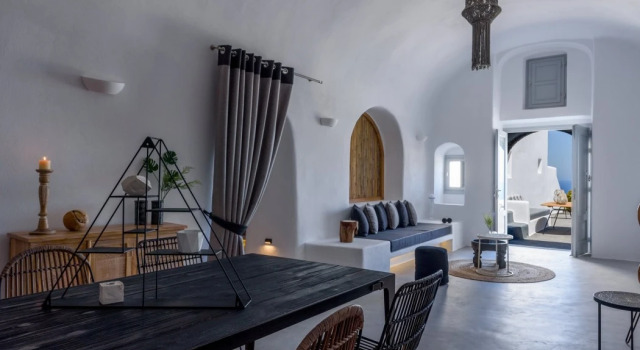 Senses Luxury Houses, Забронировать Отель Отели Тиры с парковкой, рядом с Культурный центр Гизи Мегарон, Парковка