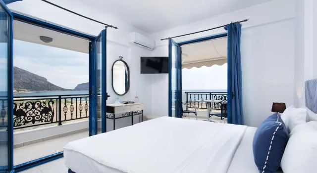 Двухместный номер Standard с балконом и с видом на море Venti Seaside Adult Hotel