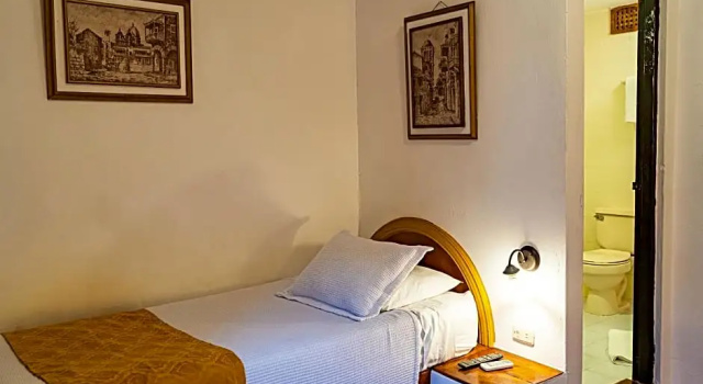 Трёхместный номер Standard Centro Hotel