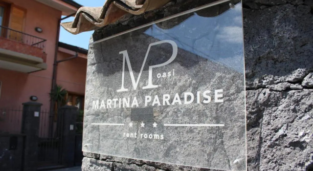 Martina Paradise b&b, Book Bed and Breakfast Hotels in Sicily with Parking, Parking