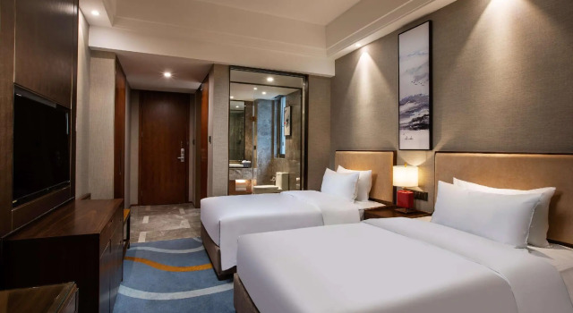 Двухместный номер Superior Ramada Encore by Wyndham Wuhan Caidian