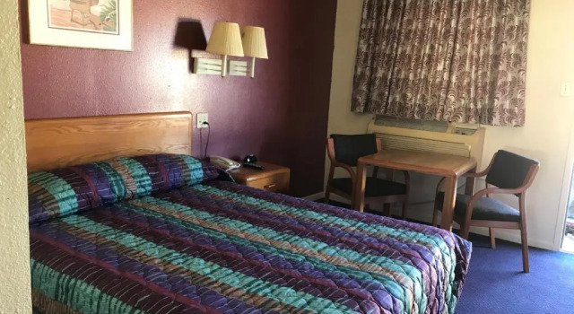 Двухместный номер Standard Luxury Inn