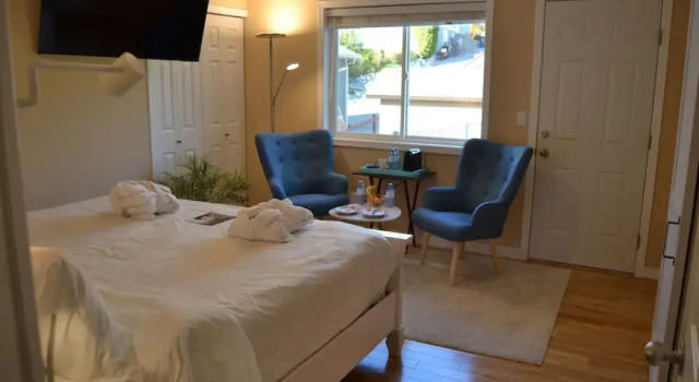 Номер Classic Salish B&B and Spa