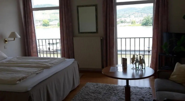 Двухместный номер Standard Hotel Rhein-Residenz