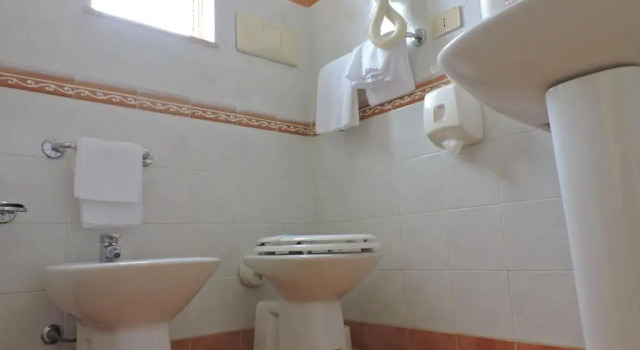 Четырёхместный номер Standard Hotel Elite Palermo Centro & Bistro