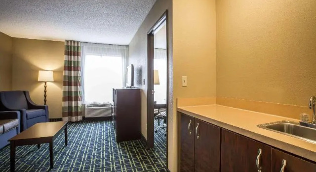 Двухместный люкс Quality Inn Franklin