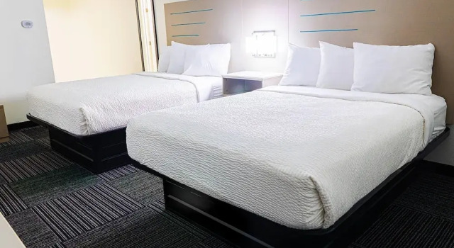 Шестиместный номер Standard Baymont by Wyndham Port Wentworth