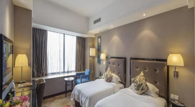 Chengdu Cosy City Hotel, Забронировать Отель Отели Лунцюанььи 4 звезды, 4*