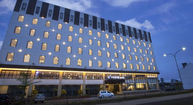 Camera Deluxe Verse Hotel Cirebon